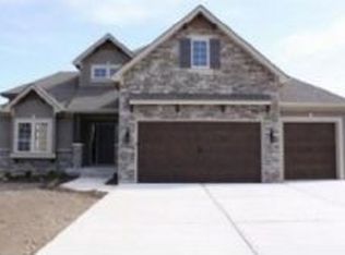 2205 NE 110th St, Kansas City, MO 64155
