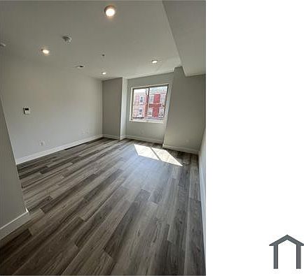 1st image of 709 N 42nd St #2