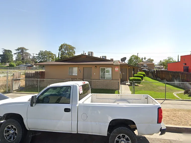 1911 Flower St #F — Photo 1