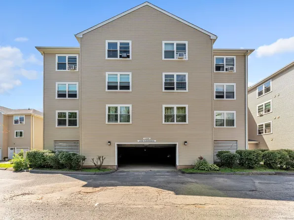 1239 East Street APT C2, New Britain, CT 06053