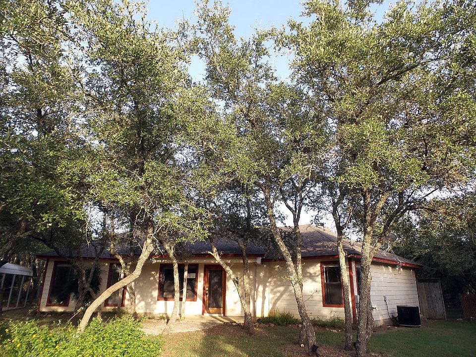 1st image of 883 Falconwood Dr