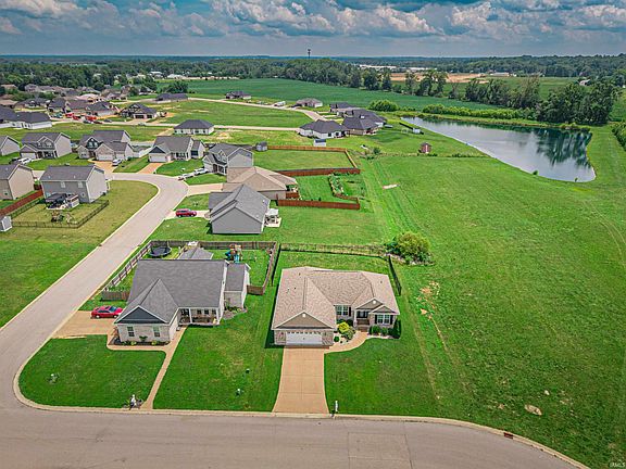 4th image of 4015 Hornby Ln