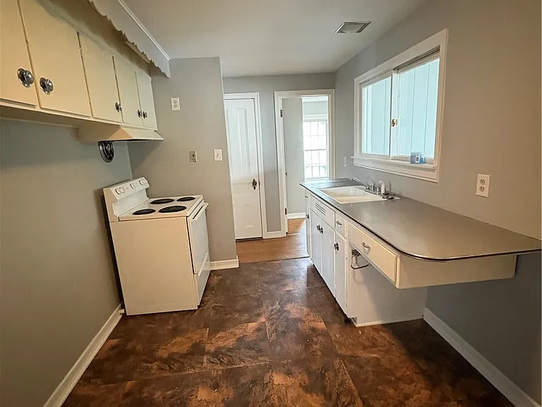108B Orchard St — Photo 3