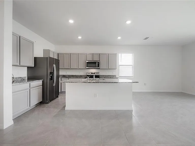 16701 Maude Dr — Photo 9