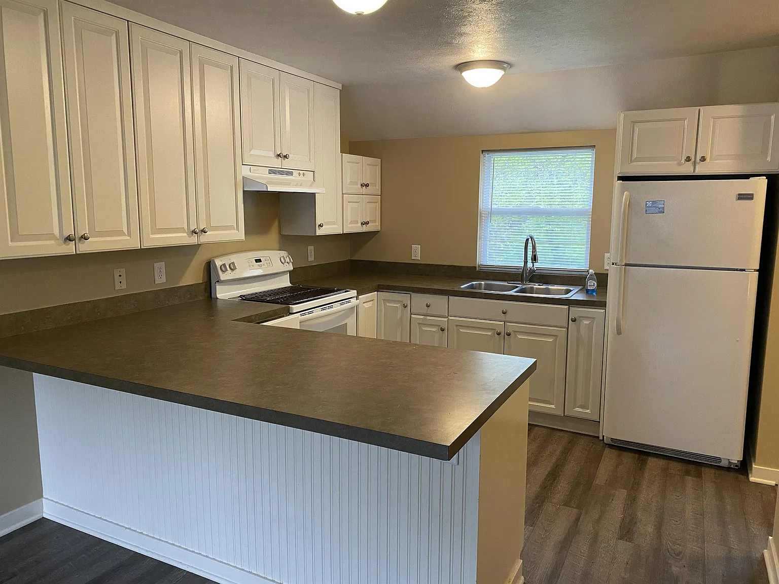 206 East 15th Street - 1 — Photo 4