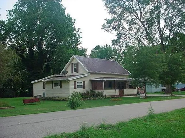 2785 Hackleshin Rd, Peebles, OH 45660
