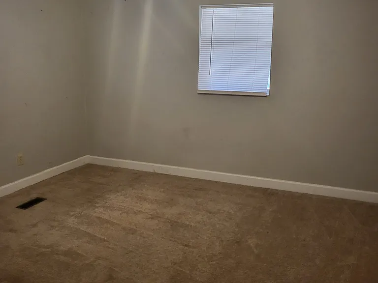 7738 Fortson Rd — Photo 6