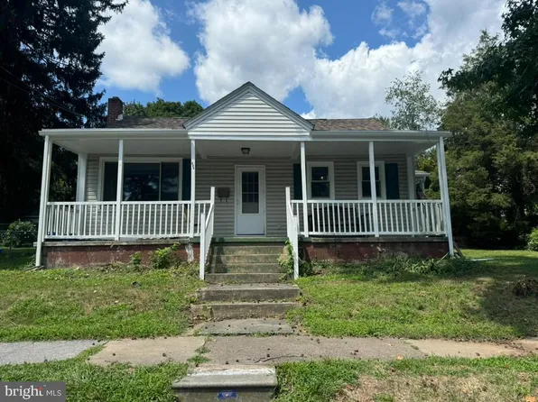 805 N High St, Duncannon, PA 17020