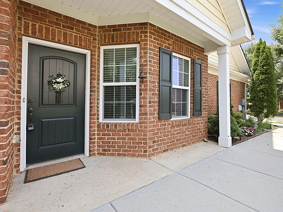 2nd image of 105 Bobwhite Way