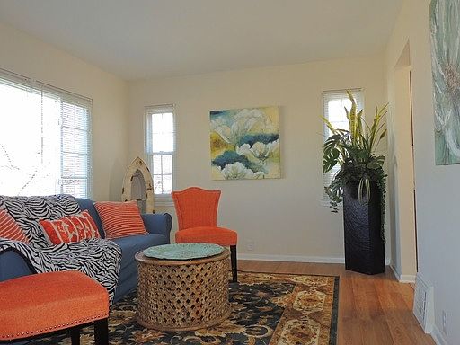 2nd image of 25770 Benton Ave