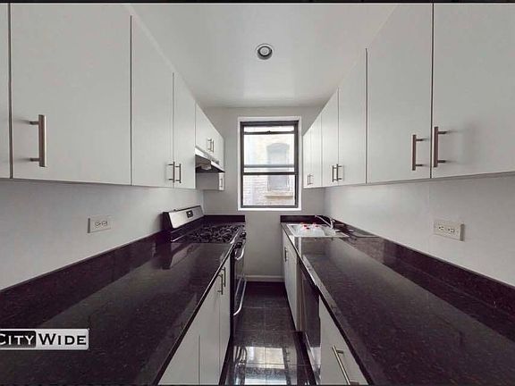 4th image of 26 E 91st St #6H