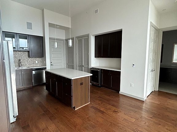 5th image of 3700 E Alameda Ave #805