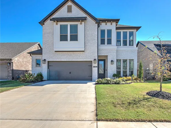 3001 S 14th Pl, Rogers, AR 72758