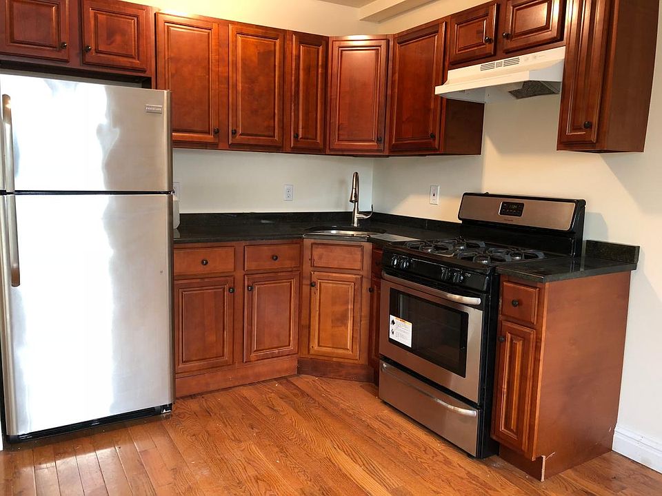 1st image of 3312 Wickham Ave