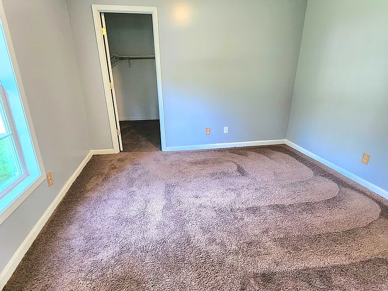 2206 Ravenswood Dr — Photo 4