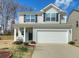 923 Rook Rd, Charlotte, NC 28216