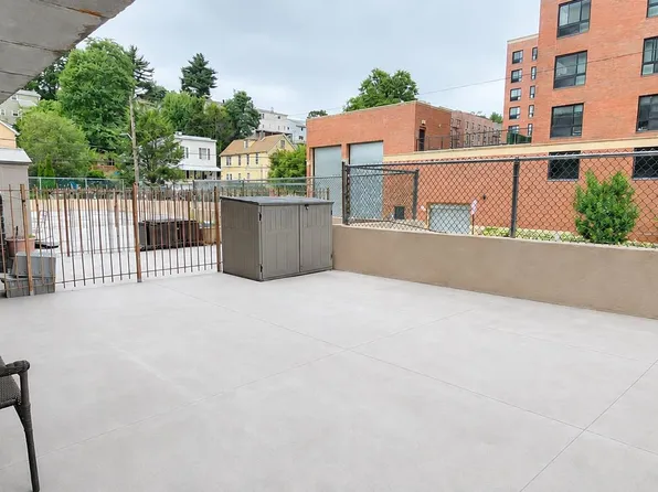 687 Bronx River Road #1J, Yonkers, NY 10704