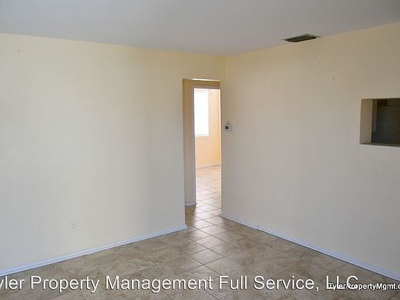 3rd image of 34 Hibiscus Dr