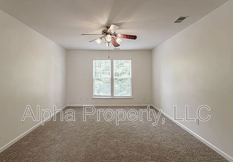 261 Highgate Cir — Photo 21
