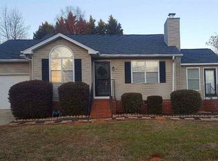 37 Ridgeover Dr, Greenville, SC 29617