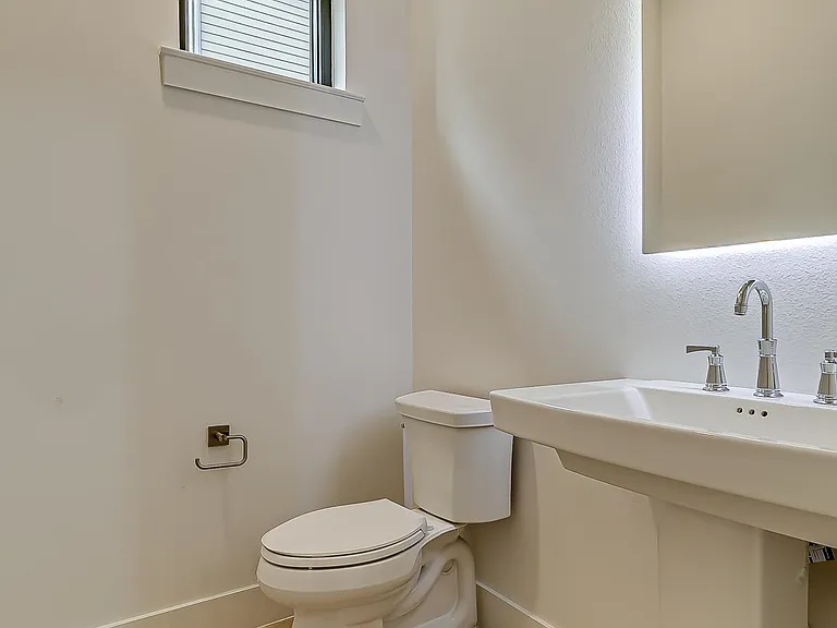 2707 Kimsey Dr #101 — Photo 22