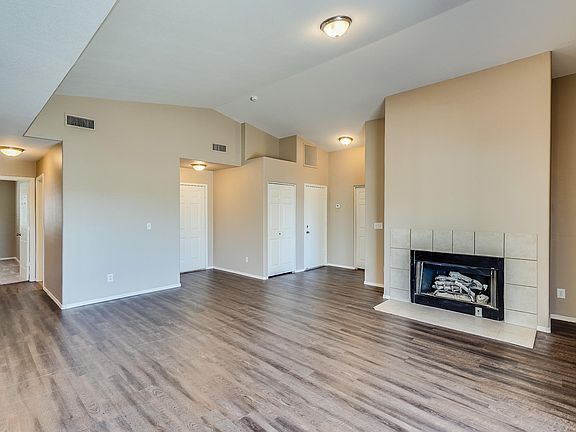 4th image of 1429 N Juniper Dr