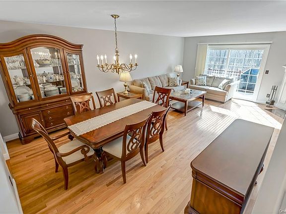 5th image of 505 Covington Pl