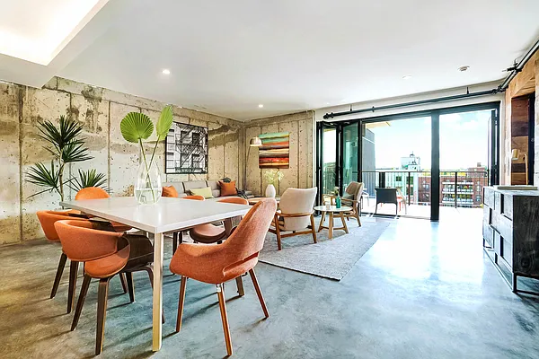 Rented by Compass | media 47