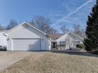 1536 Athens Dr, Saint Peters, MO 63376