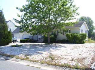 135 William Cook Blvd, Manahawkin, NJ 08050