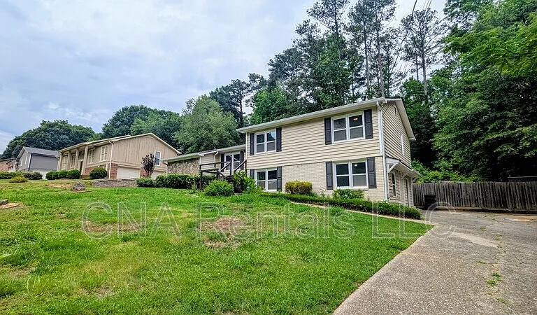3290 Forest Creek Dr SW — Photo 41