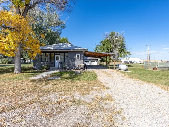 113 1st Ave W, Lavina, MT 59046