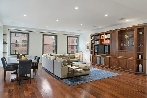 Sold by Compass | media 4