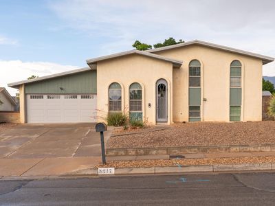 8217 Otero Ave NE, Albuquerque, NM, 87109