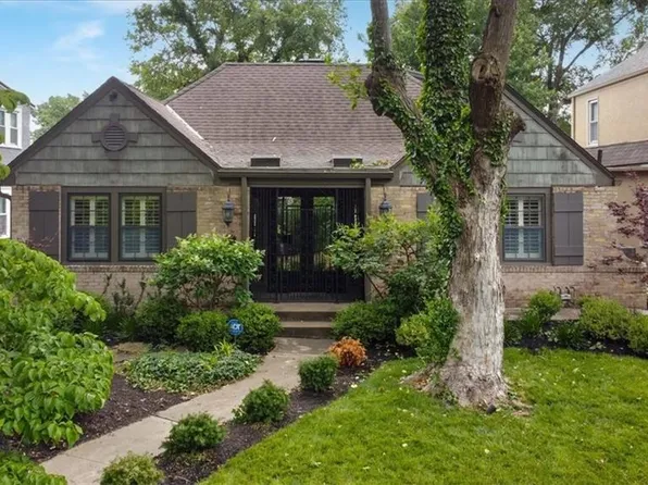 4905 State Line Rd, Kansas City, MO 64112
