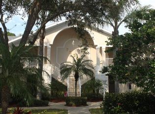 7234 Eleanor Cir APT 201, Sarasota, FL 34243