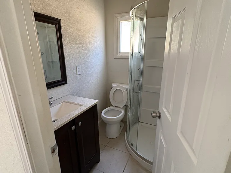 2115 E Princeton Ave — Photo 6