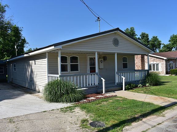 4th image of 212 E Delta Street