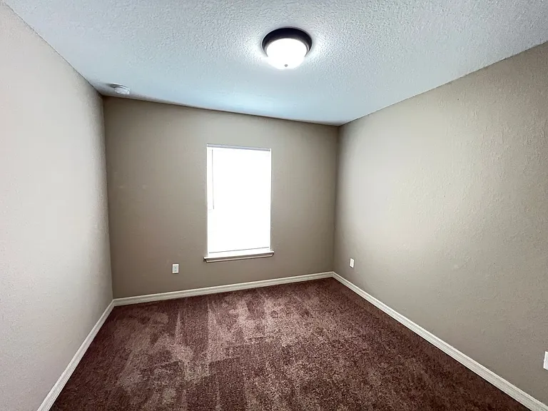 485 Marion Oaks Ln — Photo 16