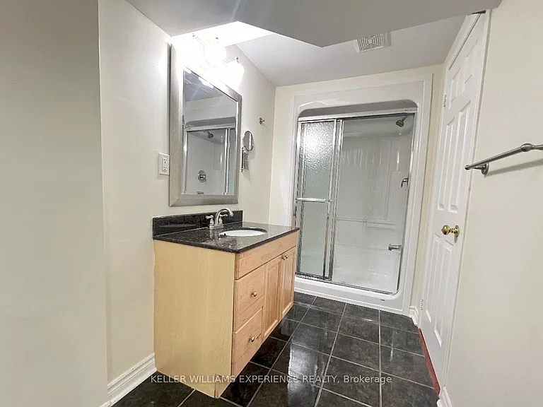 44 Alpine Cres #BASEMENT — Photo 9