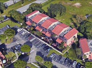 655 W Park Dr #612, Miami, FL 33172