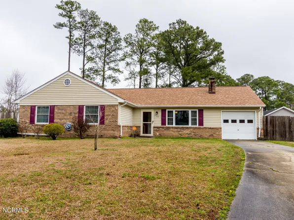 413 Cedar Court, Jacksonville, NC 28546