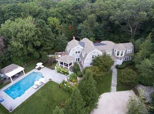 8 Elm Ct, Cohasset, MA 02025