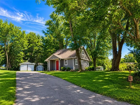 110 W 7th St, Knob Noster, MO 65336