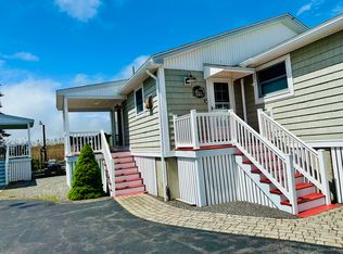 546 Ocean Ave #B, Wells, ME 04090