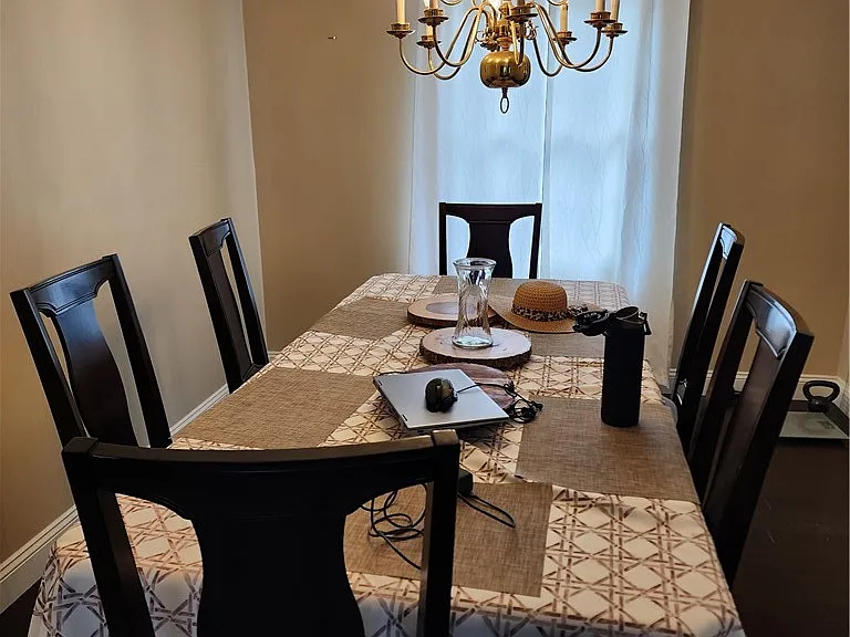 1376 Pheasant Cir — Photo 6