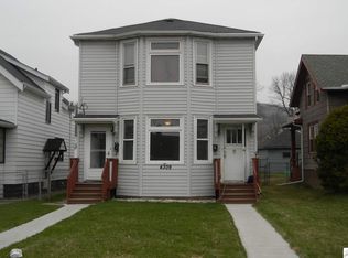4309 W 4th St, Duluth, MN 55807