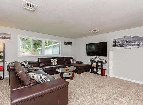 4th image of 12405 Cohasset Ln