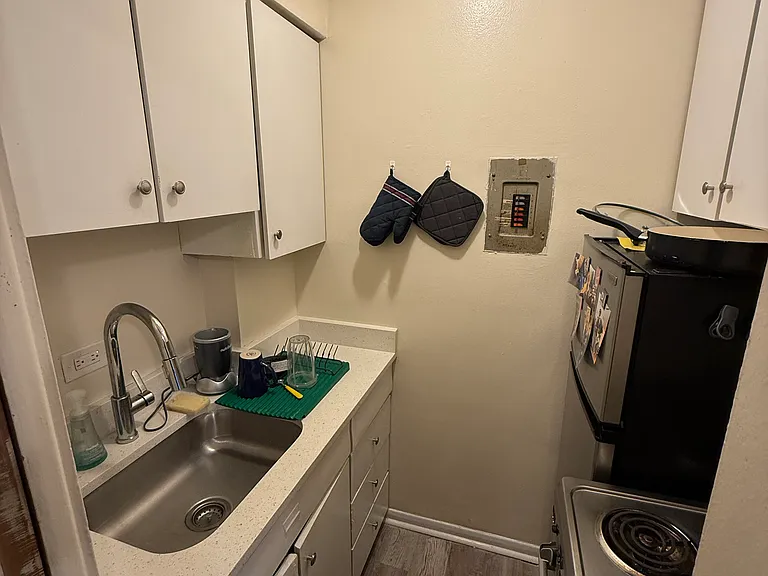1400 Chicago Ave — Photo 6