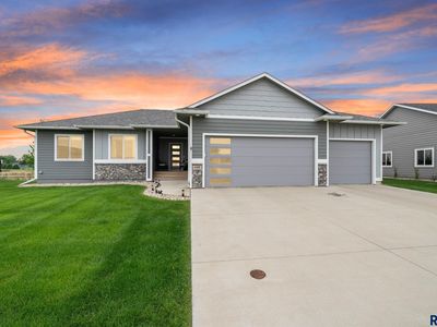 935 N Spencer Ln, Tea, SD, 57064